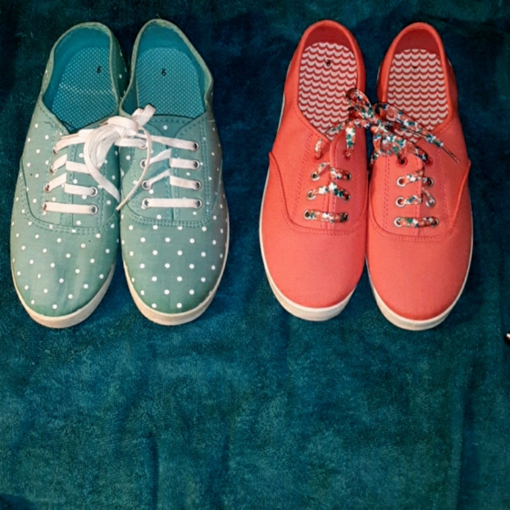 Comfortable Tennis shoes